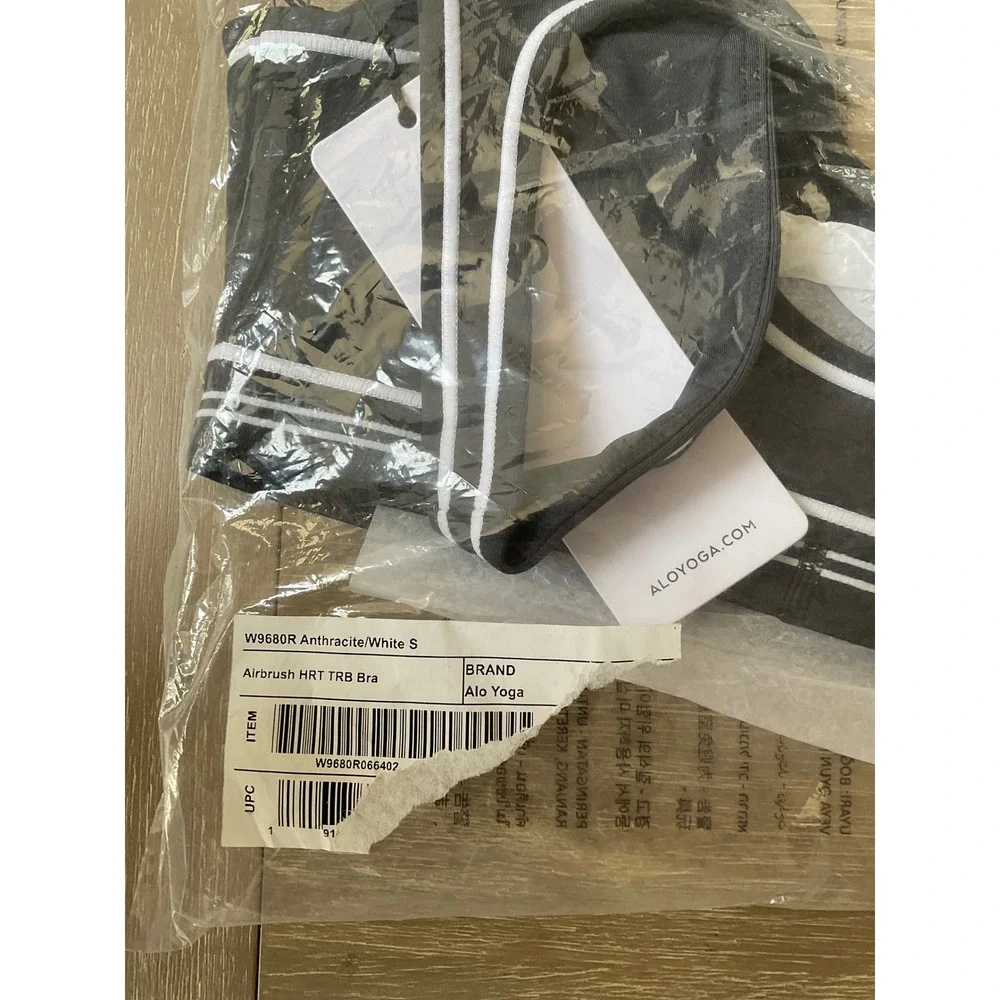 Alo Yoga Airbrush Heart Throb Bra Anthracite White Size Small New With Tags